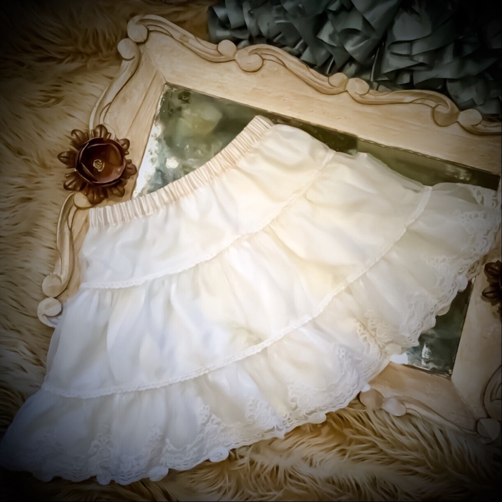 Hanna Anderson Lined Lace Girls Skirt EUC SZ 6-8